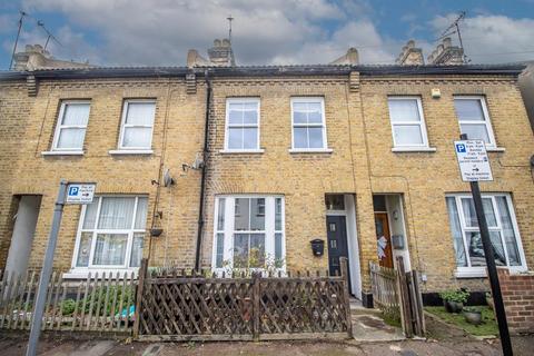 4 bedroom terraced house for sale, Gordon Road, Southend-on-Sea SS1