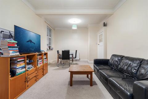 2 bedroom apartment to rent, Glenloch Road, Belsize Park, NW3