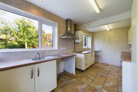 3 bedroom detached bungalow for sale, Swaffham Road, Dereham