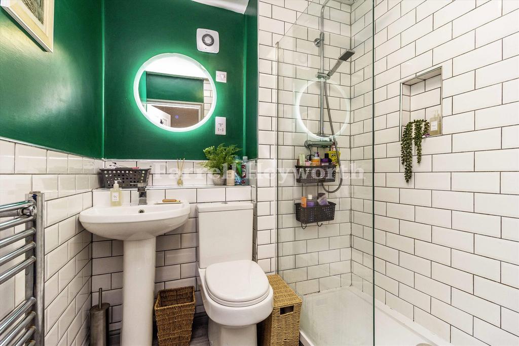 Ensuite