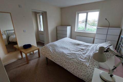 82 Clos Dewi Sant, Canton, Cardiff, CF11 9EX