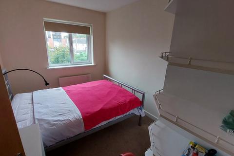 82 Clos Dewi Sant, Canton, Cardiff, CF11 9EX