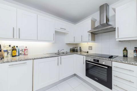 1 bedroom flat to rent, Belvedere Road, London SE1