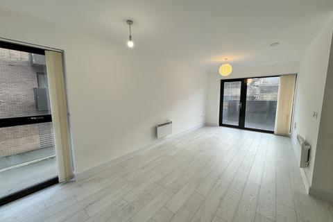 3 bedroom apartment to rent, Navigation Street, Manchester, M4 6EJ