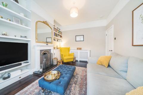 37 Waldron Road, London, SW18 3TB