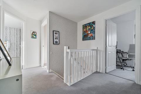 4 Halletts Road, Monkton Heathfield, Taunton, TA2 8FJ