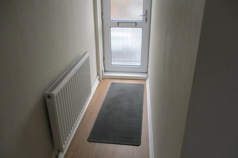 2 bedroom flat to rent, Medina Gardens, Middlesbrough TS5