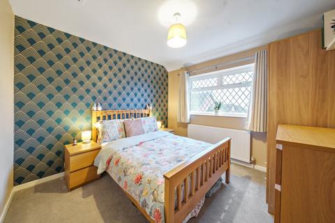 3 bedroom end of terrace house for sale, Parkville Place, Leeds, West Yorkshire, LS13