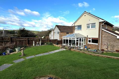 3 bedroom house for sale, Chestnut Close, Braunton EX33