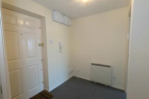 1 bedroom apartment for sale, Darwin Court, Gravel Walk, Rochester, Kent