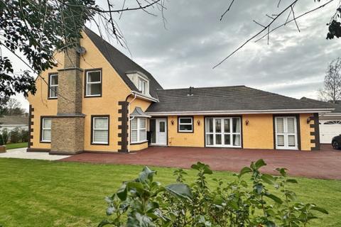 6 bedroom detached house for sale, 15 Queens Valley, Ramsey, IM8 1NG