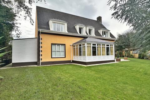 6 bedroom detached house for sale, 15 Queens Valley, Ramsey, IM8 1NG