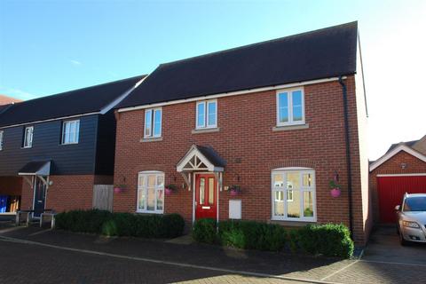 3 bedroom detached house to rent, Sycamore Drive, Bury St. Edmunds IP32