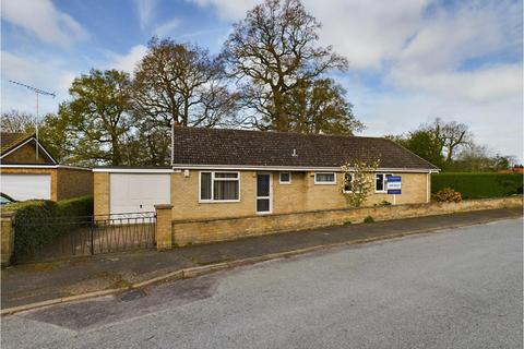 4 bedroom detached bungalow for sale, Carlton Close, Dereham