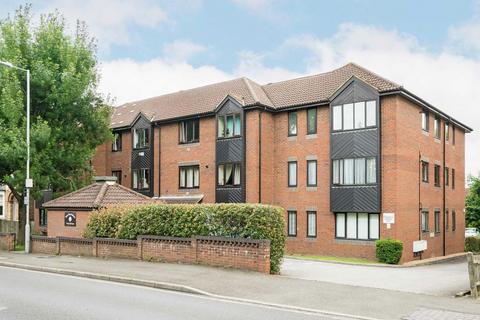 2 bedroom flat for sale, Hook Road, Surbiton KT6