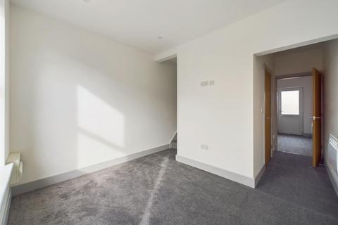 2 bedroom terraced house for sale, Staples Street, Nottingham NG3