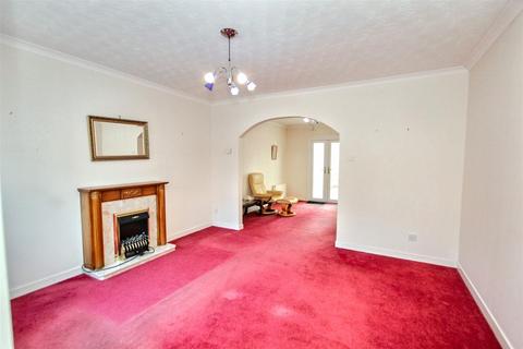 3 bedroom detached house for sale, Forsyth Court, Lanark