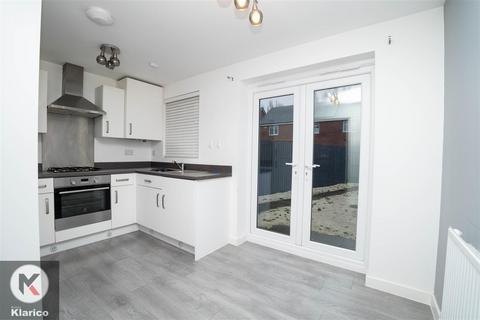 2 bedroom terraced house to rent, Mem Way, Birmingham B11