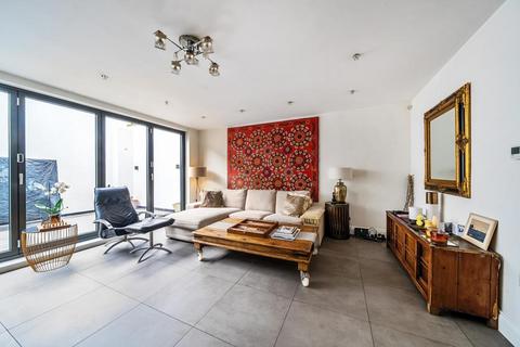 3 bedroom detached house for sale, Brompton Mews,  Finchley,  N12