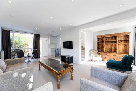 3 bedroom end of terrace house for sale, Rayners Road, London