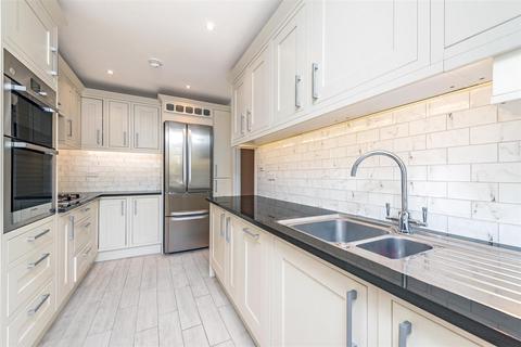 3 bedroom flat for sale, Putney Heath, London