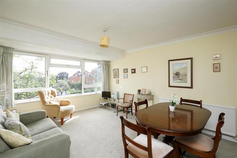 Vandyke Close, Putney