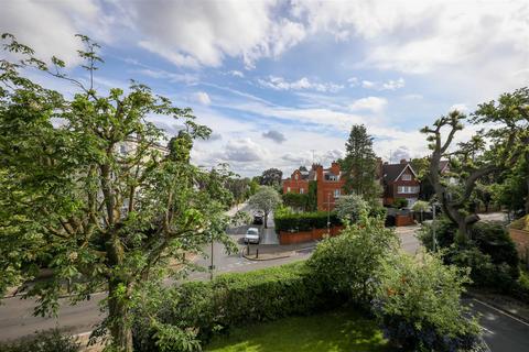 2 bedroom flat for sale, Vandyke Close, Putney