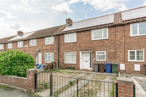 3 bedroom terraced house for sale, Petre Avenue, Selby