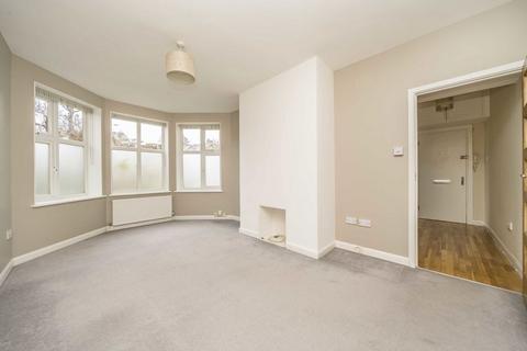 1 bedroom flat for sale, Whitton Road, Twickenham TW1