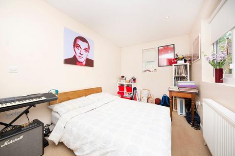 2 bedroom flat to rent, Southerton Road, Hammersmith W6