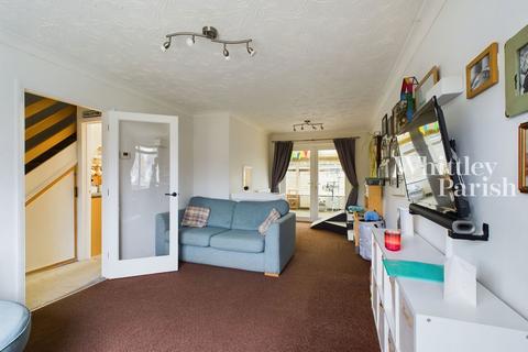 4 bedroom link detached house for sale, Henry Ward Road, Harleston