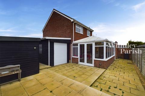 4 bedroom link detached house for sale, Henry Ward Road, Harleston