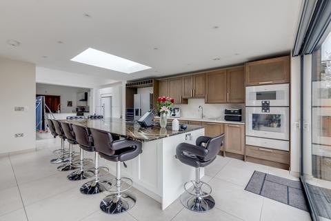 11 Cator Road, London, SE26 5DT