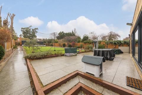 11 Cator Road, London, SE26 5DT