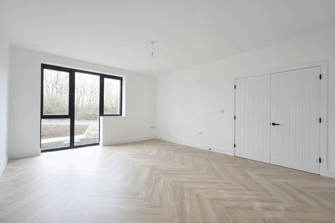 4 bedroom detached house for sale, Kingsoak, Hitchin, SG4