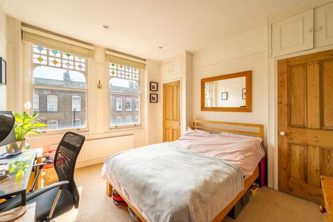 3 bedroom maisonette for sale, Abbeville Road, Abbeville Village, London, SW4