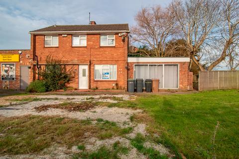 3 bedroom semi-detached house to rent, Princess Square, Billinghay LN4