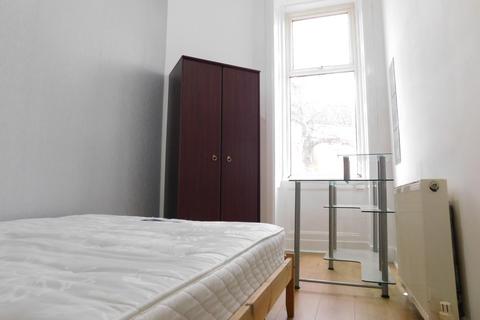 3 bedroom flat to rent, 91, Brunswick Street, Edinburgh, EH7 5HR