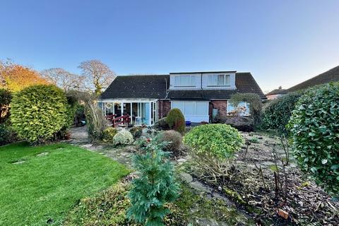 3 bedroom detached bungalow for sale, 64a Kenwick Road Louth LN11 8EN