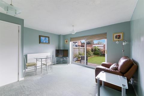 2 bedroom terraced house for sale, Douglas Mews, Banstead