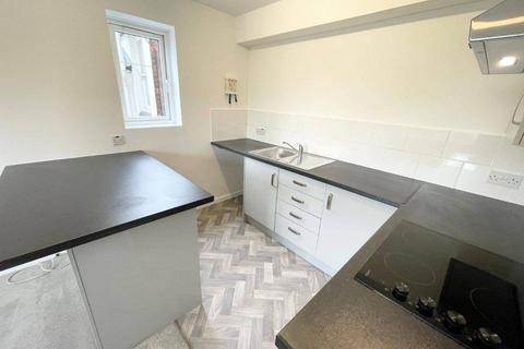 1 bedroom semi-detached house to rent, Colbourne Street, Swindon, SN1 2HB