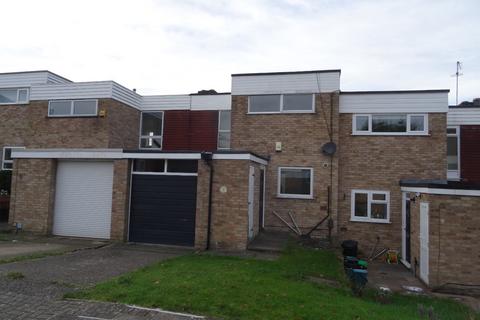 3 bedroom terraced house to rent, Chestnut Close, Orpington BR6