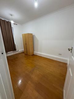 2 bedroom flat to rent, Katherine Road, London E7