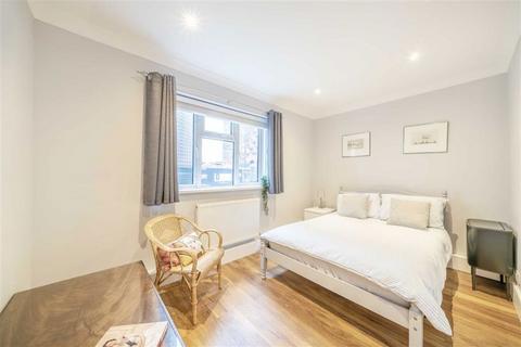 2 bedroom flat for sale, Wyvil Road, London SW8