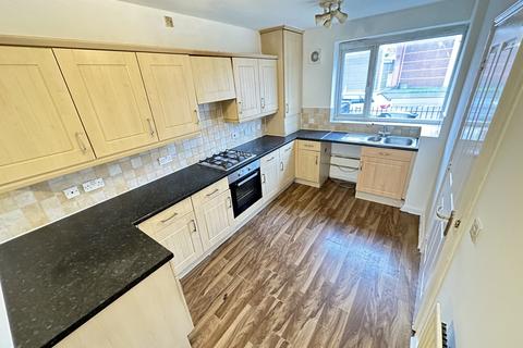 4 bedroom terraced house to rent, Stockport Road, Manchester, M13