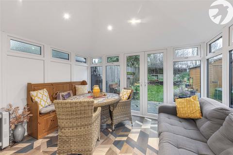 8 Sayer Close, Greenhithe, DA9 9PZ