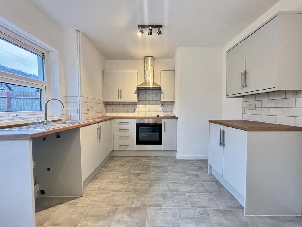 Two Bedroom House in Cwmaman