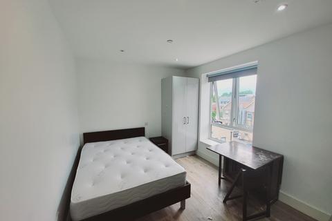 Studio to rent, Luminaire Apartments, 313 Kilburn High Road, LONDON NW6