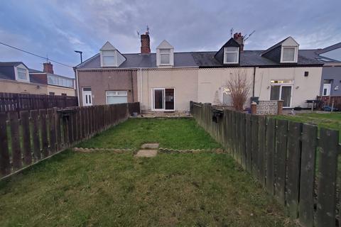 2 bedroom terraced house to rent, Hill Street, Sunderland SR3