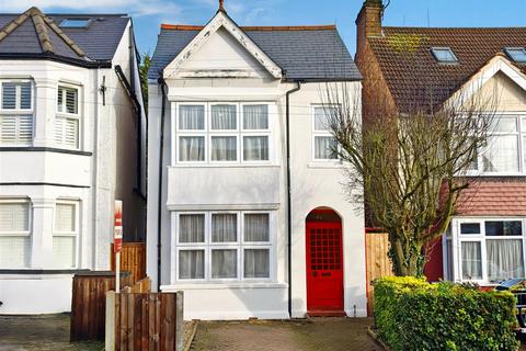 4 bedroom detached house for sale, Salisbury Road, Harrow